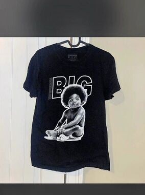 B.I.G. Graphic Tee in Black Size Medium